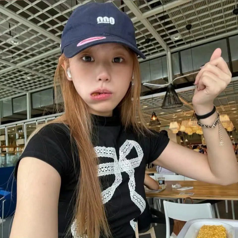 吉尔达 海报