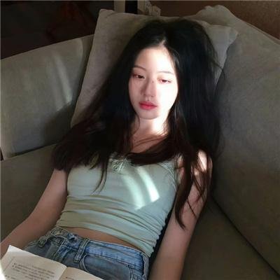 戈德堡一家第八季 海报